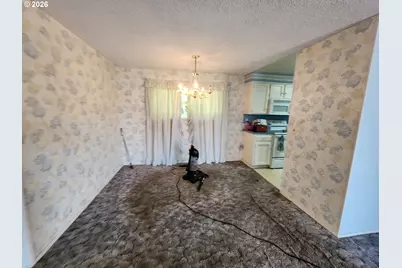 4376 Vernon Loop NE, Salem, OR 97305 - Photo 6