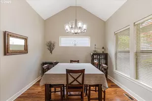 14810 SW Trevor Ln, Portland, OR 97224 - Photo 16