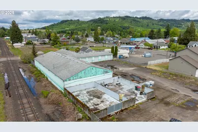 111 Fourth St, Amity, OR 97101 - Photo 18