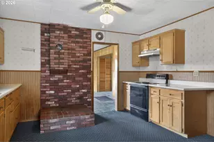 807 Cedar St, Yoncalla, OR 97499 - Photo 26