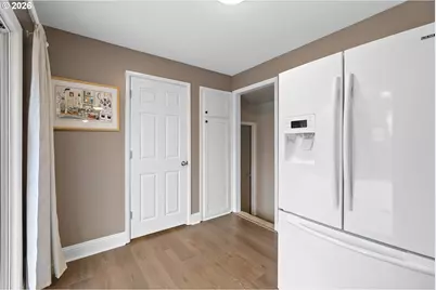 3218 NE 132nd Ave, Portland, OR 97230 - Photo 18