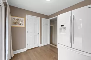 3218 NE 132nd Ave, Portland, OR 97230 - Photo 18