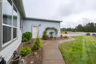 2050 SW Green Ln, Waldport, OR 97394 - Photo 4
