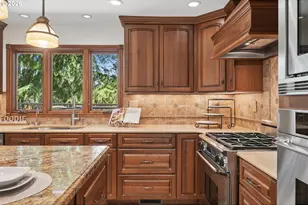 4243 Spring Rock Cir, West Linn, OR 97068 - Photo 8