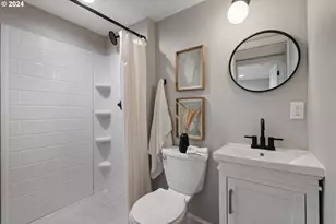 4414 NE 32nd Pl, Portland, OR 97211 - Photo 16