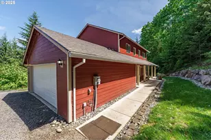 282 Karousel Ln, Washougal, WA 98671 - Photo 2
