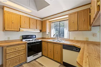 508 Gael Ln, Myrtle Creek, OR 97457 - Photo 18