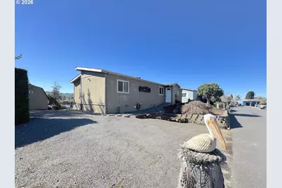 100 River Bend Rd #24, Reedsport, OR 97467 - Photo 2