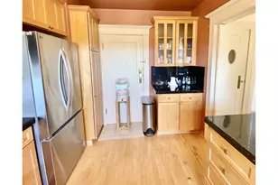2083 NW Johnson St, Portland, OR 97209 - Photo 16