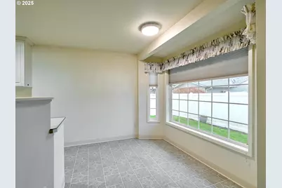 1032 Stanfield Rd, Woodburn, OR 97071 - Photo 6