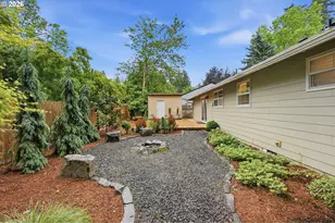 12955 SW 22nd St, Beaverton, OR 97008 - Photo 22
