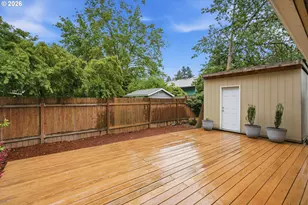 12955 SW 22nd St, Beaverton, OR 97008 - Photo 20