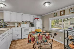 1901 SE Minter Bridge Rd, Hillsboro, OR 97123 - Photo 16