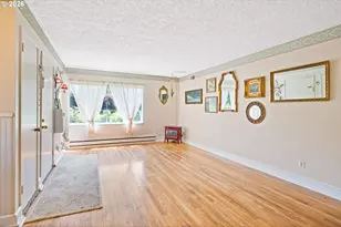 971 19th Ave, Longview, WA 98632 - Photo 2