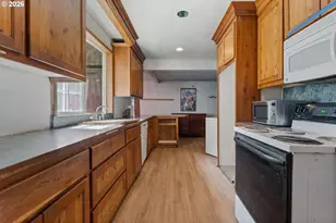 29770 NE Wilsonville Rd, Newberg, OR 97132 - Photo 10