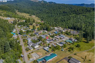 412 23rd St, Myrtle Point, OR 97458 - Photo 42