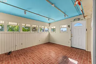 412 23rd St, Myrtle Point, OR 97458 - Photo 28