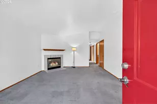 9654 N Edison St, Portland, OR 97203 - Photo 6