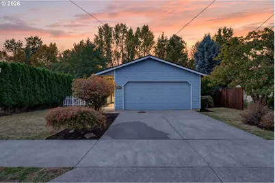 9654 N Edison St, Portland, OR 97203 - Photo 2
