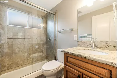 443 S Columbia Dr, Woodburn, OR 97071 - Photo 24