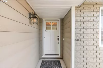 443 S Columbia Dr, Woodburn, OR 97071 - Photo 4