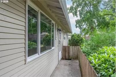 14114 NE 28th St, Vancouver, WA 98682 - Photo 2
