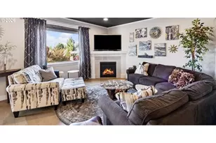 2440 Heather Way, Forest Grove, OR 97116 - Photo 6