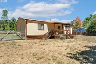 2325 Tenmile Valley Rd, Tenmile, OR 97481 - Photo 2