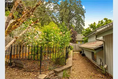2505 Park Forest Dr, Eugene, OR 97405 - Photo 36