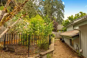 2505 Park Forest Dr, Eugene, OR 97405 - Photo 36