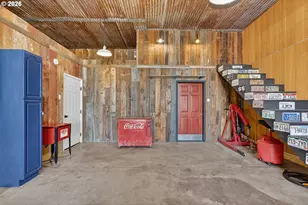 250 Schilling Rd, Lyle, WA 98635 - Photo 8