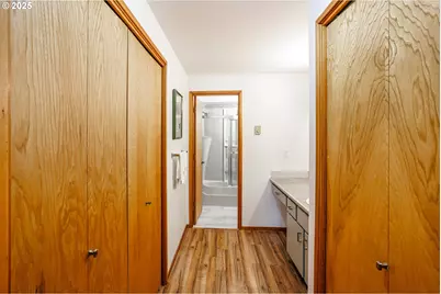 13821 NW 10th Ct #G, Vancouver, WA 98685 - Photo 10