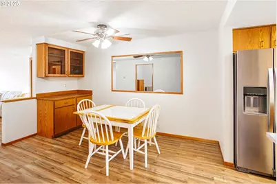 13821 NW 10th Ct #G, Vancouver, WA 98685 - Photo 6