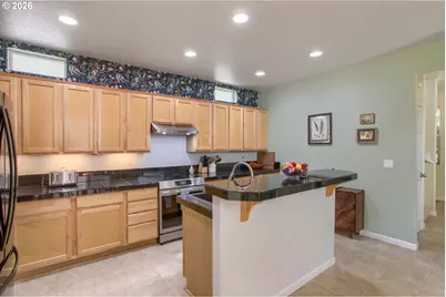 3667 SE Alexander St, Hillsboro, OR 97123 - Photo 10