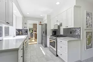 7670 SW Arbor Lake Ct, Wilsonville, OR 97070 - Photo 10