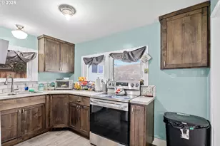 110 N Gilmore St, Heppner, OR 97836 - Photo 12