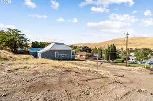 110 N Gilmore St, Heppner, OR 97836 - Photo 22