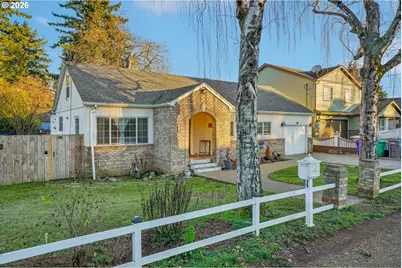 710 SE 155th Ave, Portland, OR 97233 - Photo 2