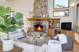 163 W 1st Ave, Cannon Beach, OR 97110 - Photo 4
