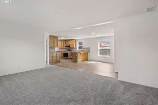 625 N 16th St, Cottage Grove, OR 97424 - Photo 18