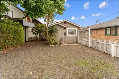 830 Oceanway St, Seaside, OR 97138 - Photo 1