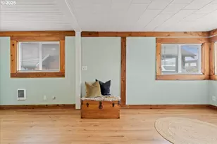 830 Oceanway St, Seaside, OR 97138 - Photo 6