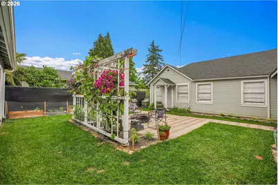 8044 SE Malden St, Portland, OR 97206 - Photo 32