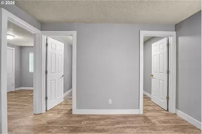 8044 SE Malden St, Portland, OR 97206 - Photo 6