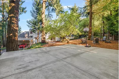 1300 Tyndall Ct, Lake Oswego, OR 97034 - Photo 10