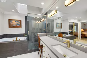 1300 Tyndall Ct, Lake Oswego, OR 97034 - Photo 28