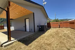110 E Birch St, Powers, OR 97466 - Photo 36