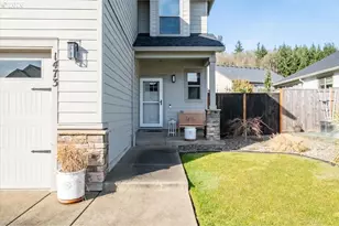 1473 Meadow Ave, Silverton, OR 97381 - Photo 2