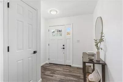 808 King Dr, Rainier, OR 97048 - Photo 2