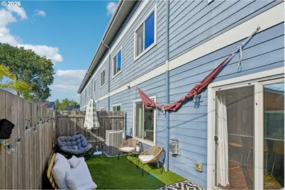 805 NW Victoria Ave, Gresham, OR 97030 - Photo 28